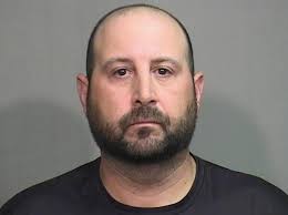 Crystal Lake Man Pleads Guilty to Mail Fraud